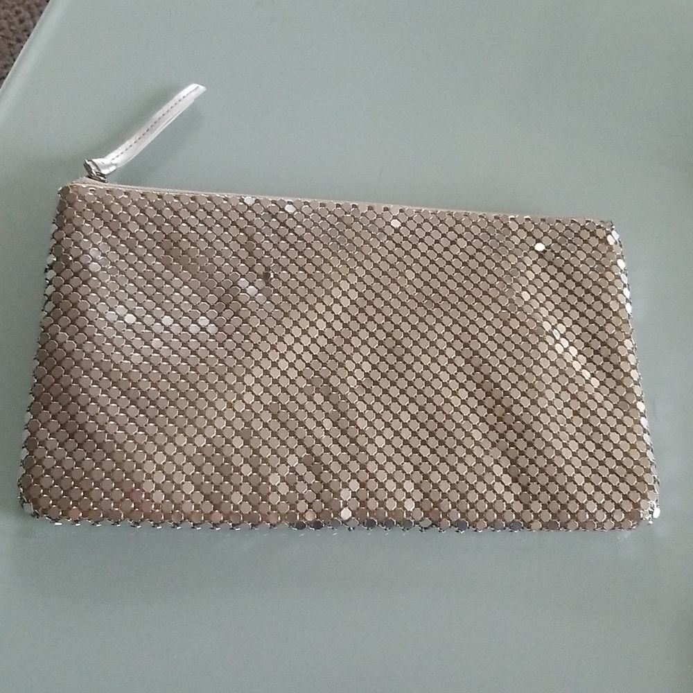 Parfois silver metallic clutch‎